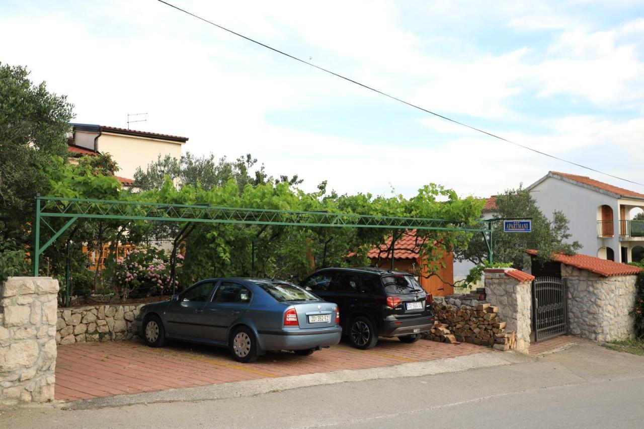 Apartmani Sarlija Pakostane Luaran gambar